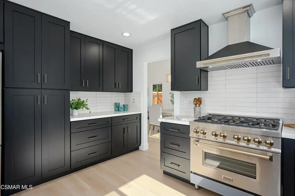 574 Nicole Drive, Newbury Park, California 91320 home-pic-23